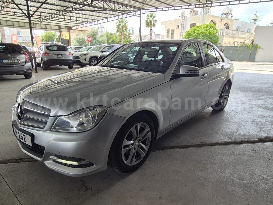 2012 Model Otomatik Mercedes-Benz C Serisi